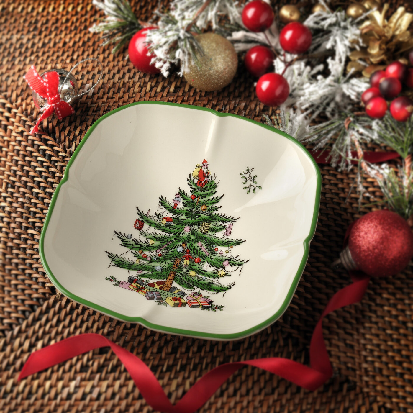 Christmas Tree Dish image number null
